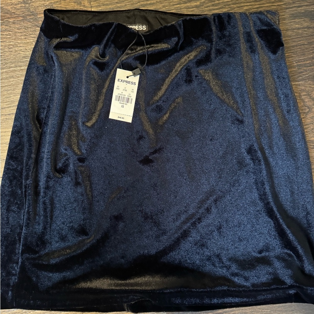 Express Mini Pencil Skirt for Night Out